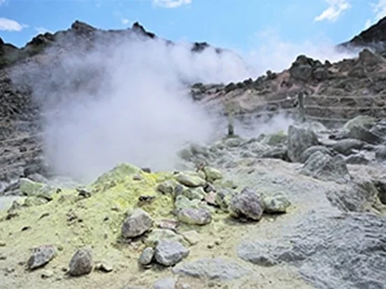 火山/温泉の現場